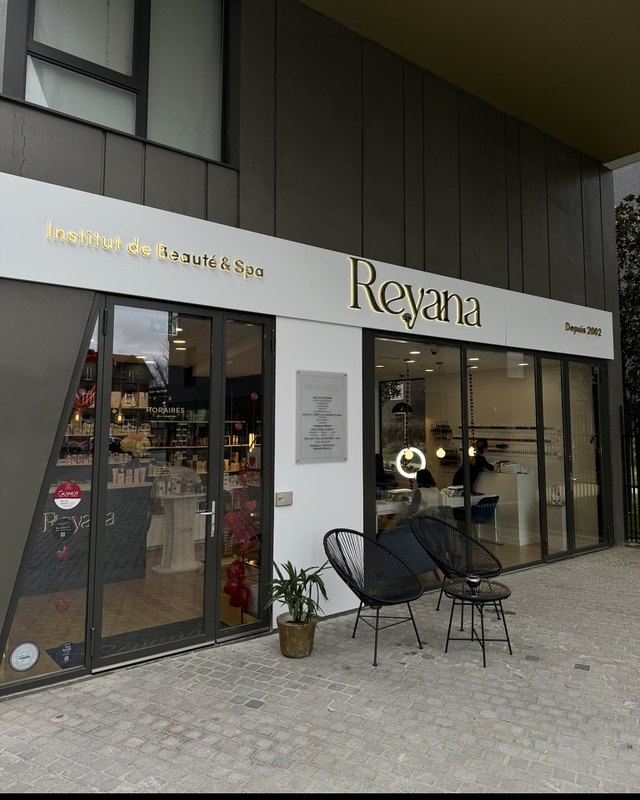 Enseigne Reyana