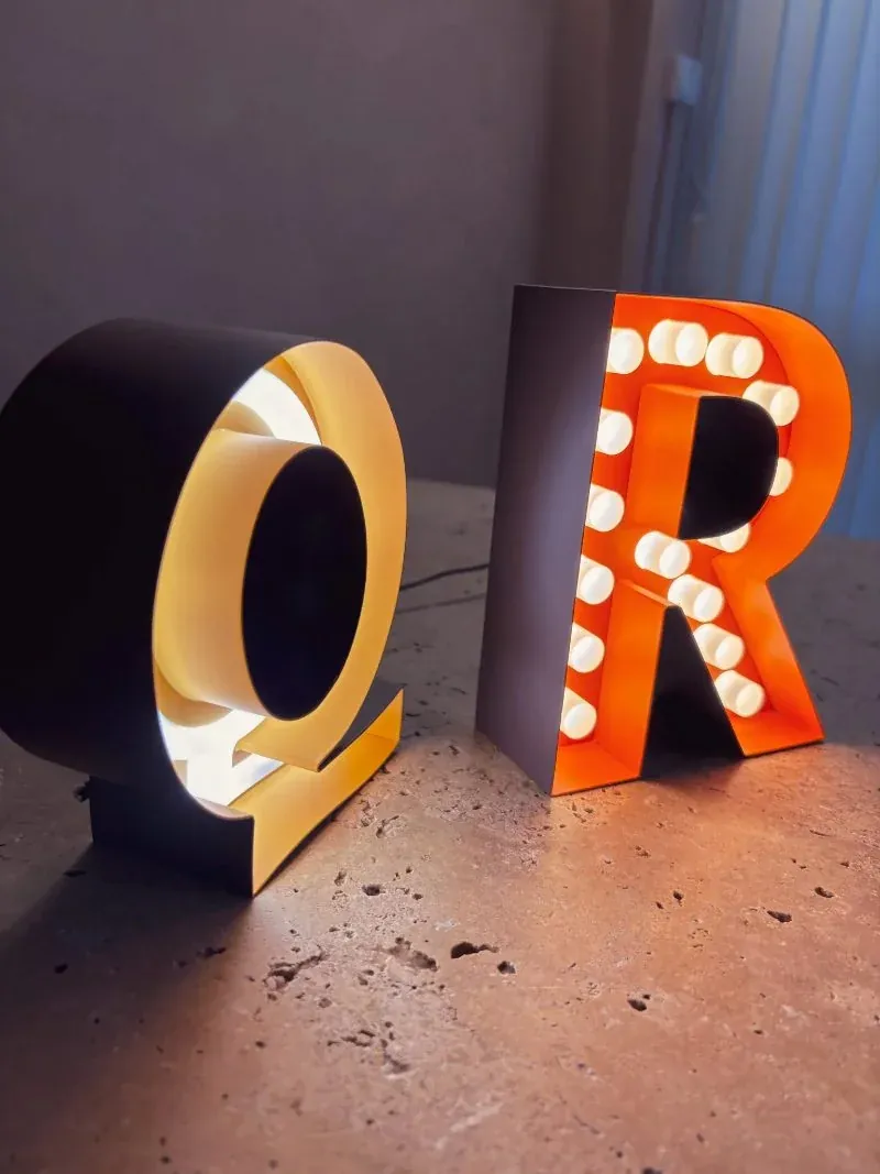 Lettres lumineuses à ampoules, enseigne créative LADONNA